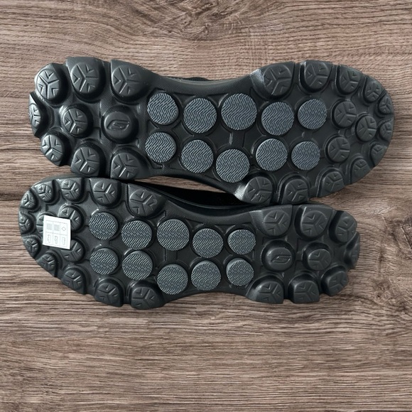 Men’s Skechers Go Walk Evolution Ultra Black Slip on Sneakers, Size 9.5. NIB! - Picture 7 of 10